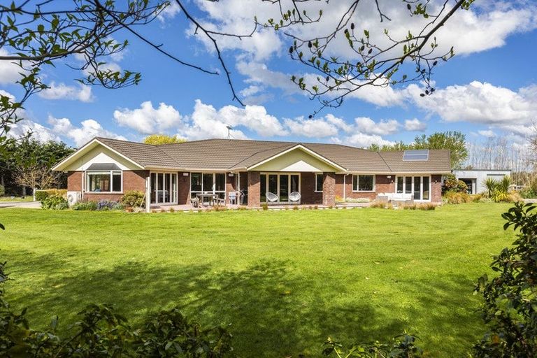 Photo of property in 1468 Tram Road, Swannanoa, Rangiora, 7475