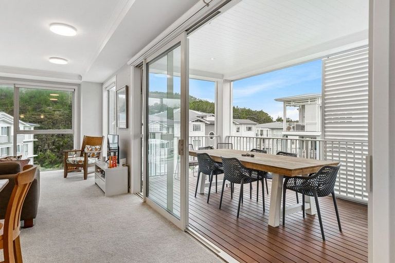 Photo of property in 91 Panorama Heights, Orewa, 0931