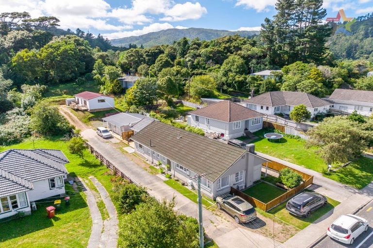 Photo of property in 111 Main Road, Wainuiomata, Lower Hutt, 5014