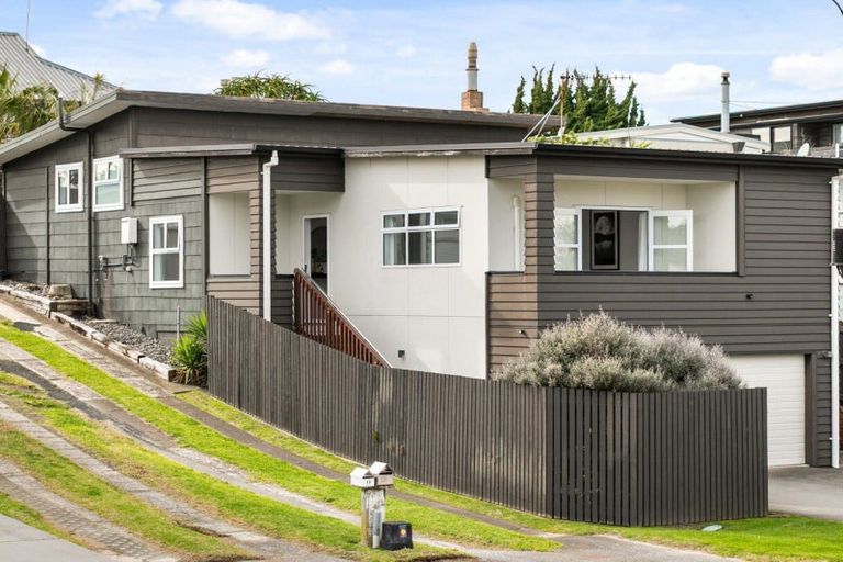 Photo of property in 21a Campbell Road, Mount Maunganui, 3116