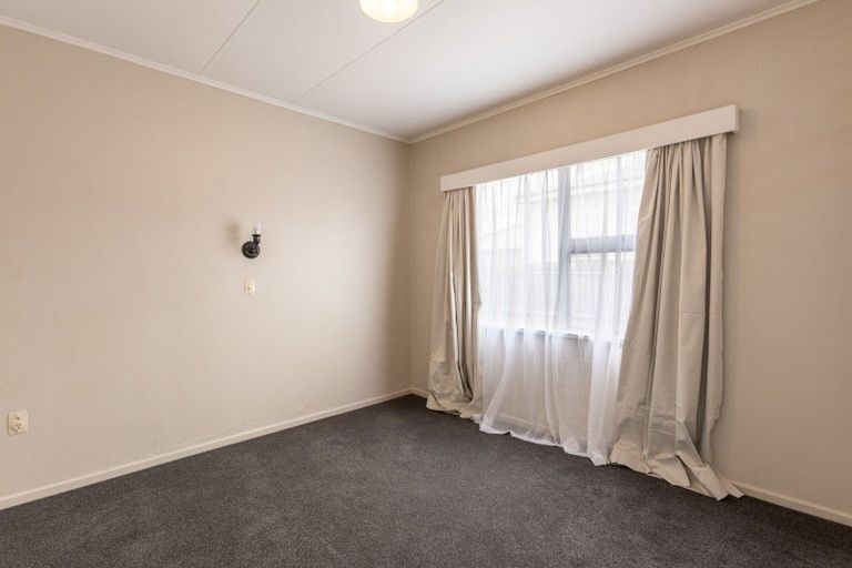 Photo of property in 2/222 High Street, Dannevirke, 4930
