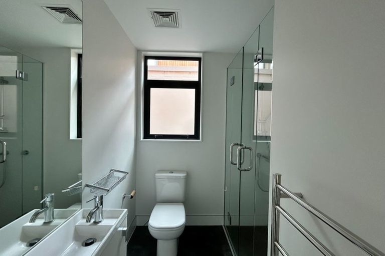 Photo of property in 8 Nevill Road, Hobsonville, Auckland, 0616