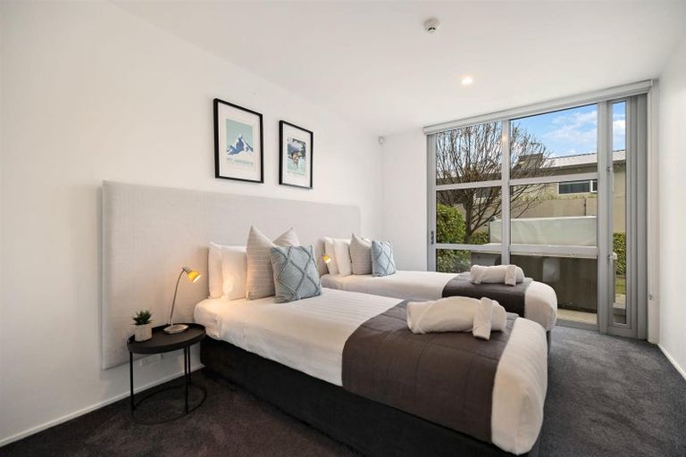 Photo of property in The Beeches Apartments, 12/60 Hallenstein Street, Queenstown, 9300