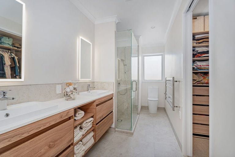 Photo of property in 5 Onerere Drive, Whitianga, 3510