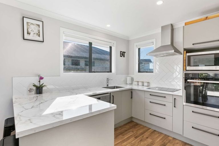 Photo of property in 8 Macloughlin Drive, Te Puke, 3119