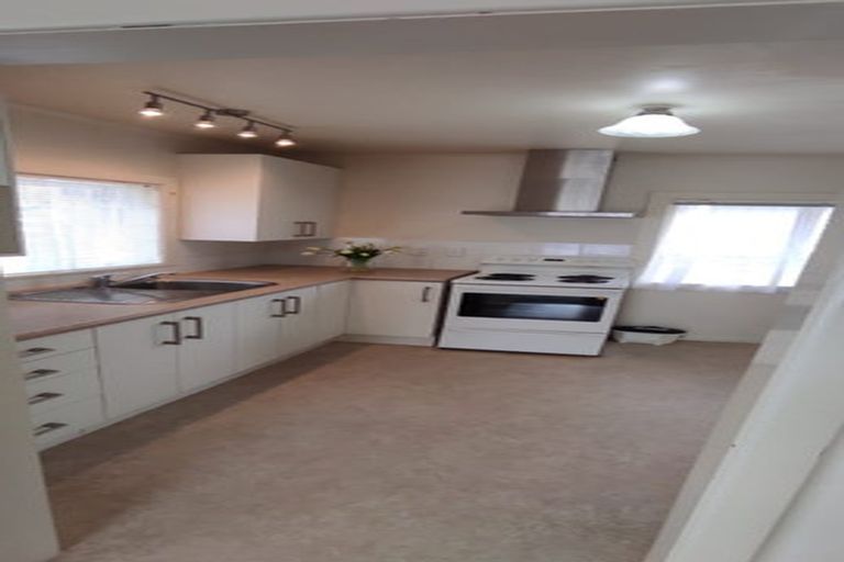Photo of property in 1/37 Great South Road, Papakura, Takanini, 2110