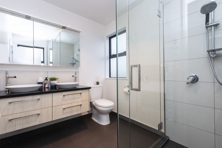 Photo of property in 6 Kilkivan Lane, Broomfield, Christchurch, 8042