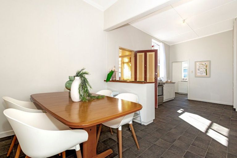 Photo of property in 433 Palmerston Road, Gisborne, 4010