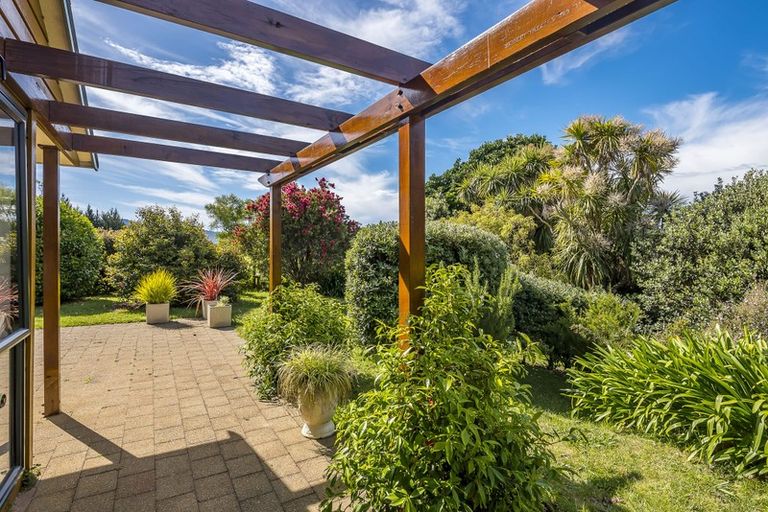 Photo of property in 5 Langdale Avenue, Paraparaumu, 5032