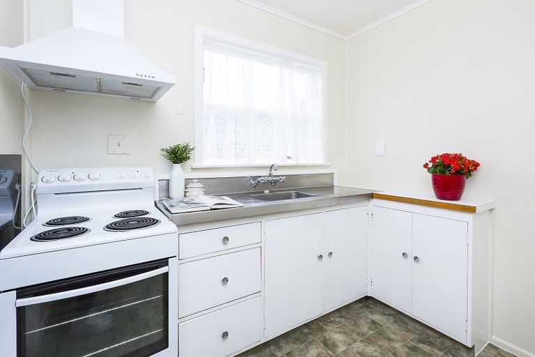 Photo of property in Oberon Flats, 48a Merton Street, Trentham, Upper Hutt, 5018