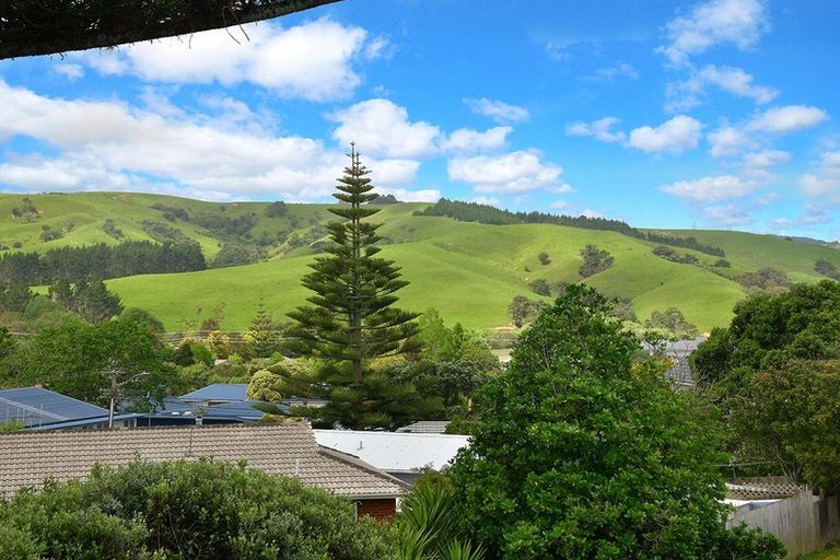 Photo of property in 41 Rautawhiri Road, Helensville, 0800