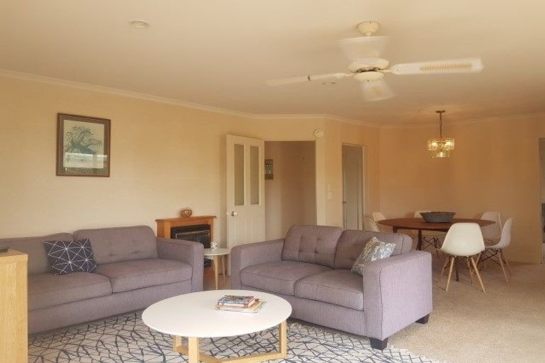 Photo of property in 43 Santa Monica Drive, Papamoa Beach, Papamoa, 3118