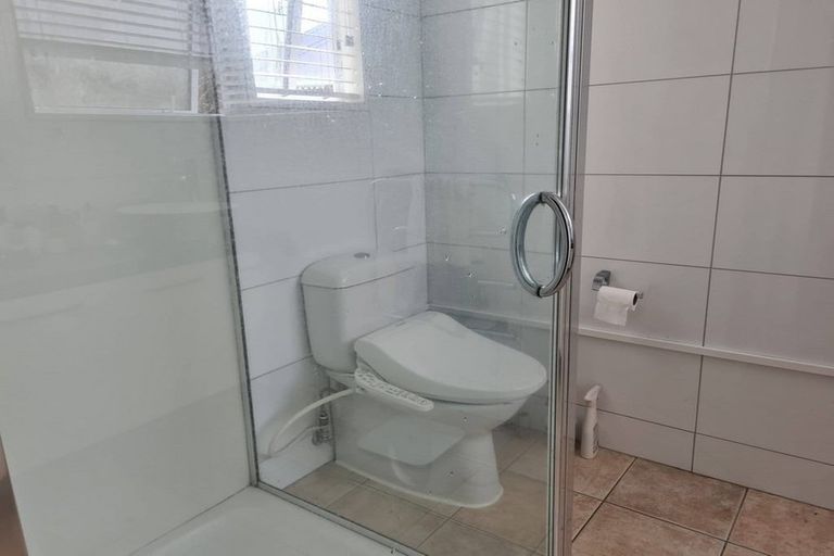 Photo of property in 5 Priorsford Court, Avonhead, Christchurch, 8042