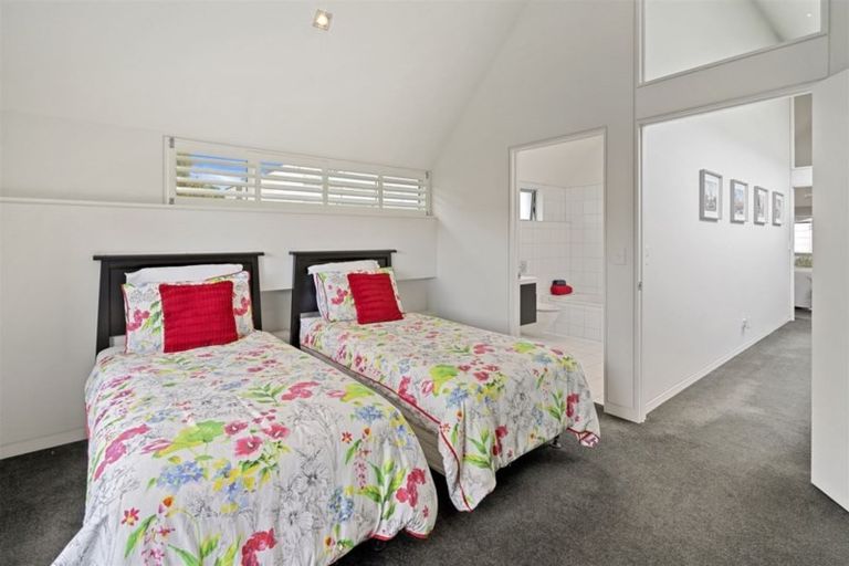 Photo of property in 58 Clare Road, St Albans, Christchurch, 8014