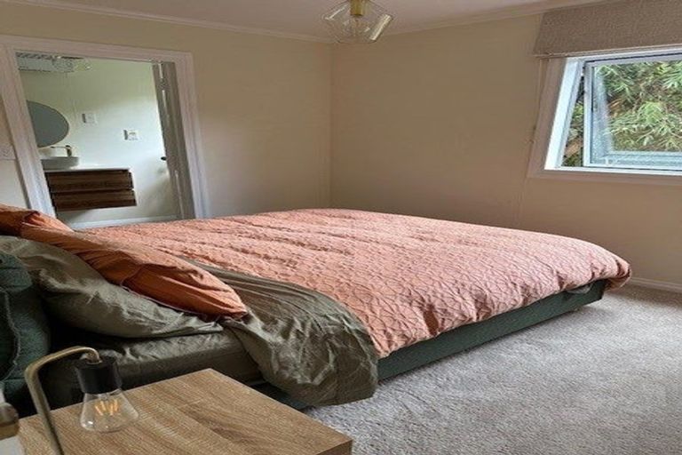 Photo of property in 112 Leinster Avenue, Raumati South, Paraparaumu, 5032