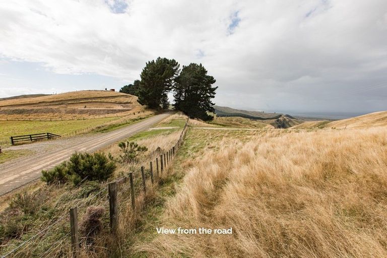 Photo of property in 668b Old Hill Road, Porangahau, 4291
