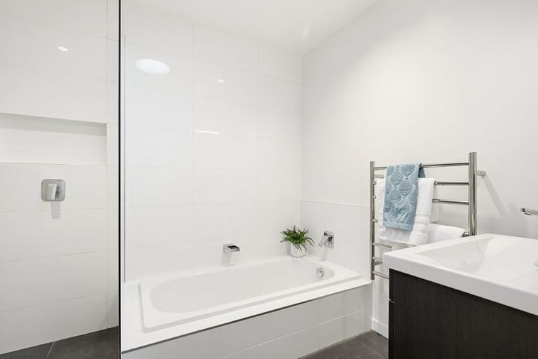 Photo of property in 61a Townsend Road, Miramar, Wellington, 6022