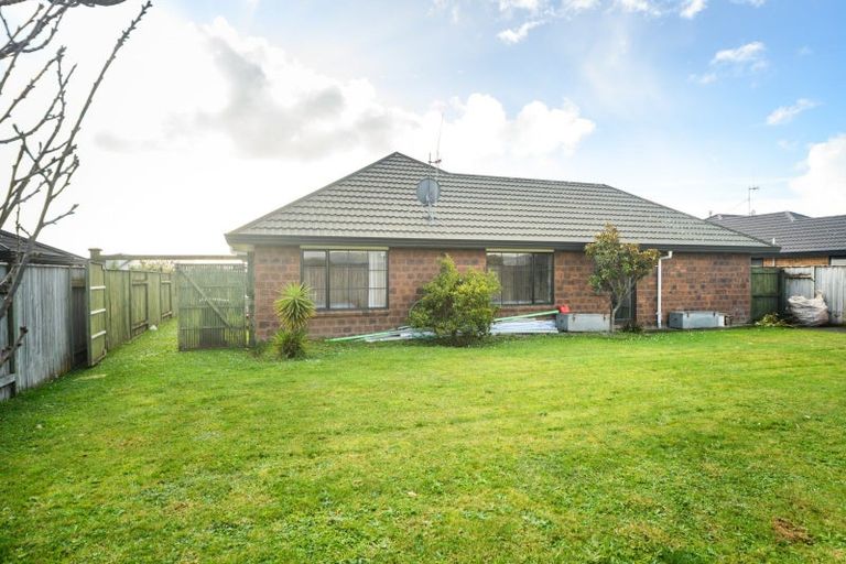 Photo of property in 34 Geneva Terrace, Kelvin Grove, Palmerston North, 4414