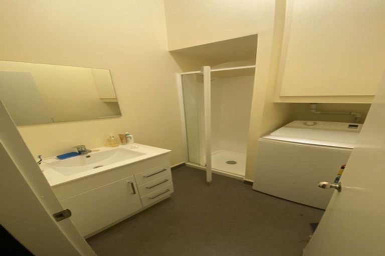 Photo of property in 5u8 Hopper Street, Mount Cook, Wellington, 6011