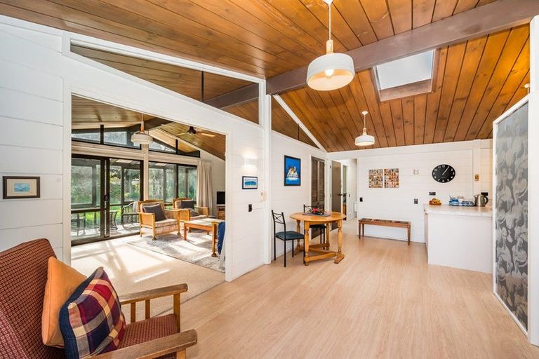 Photo of property in 29 Nimmo Avenue, Waikanae, 5036