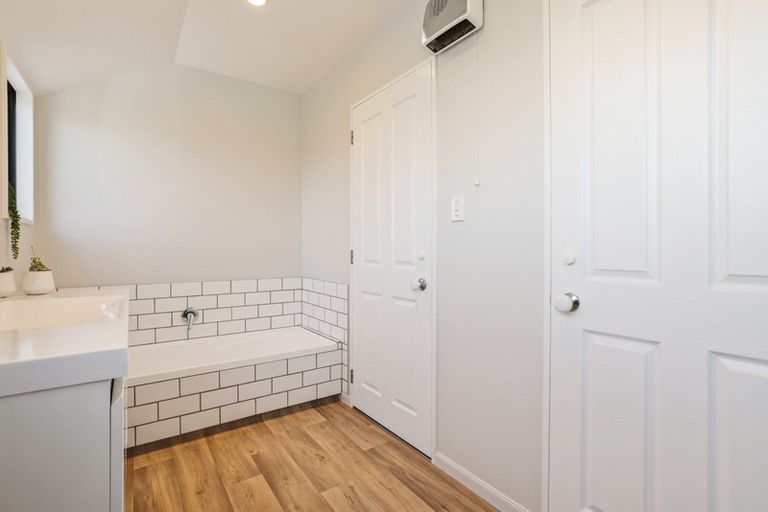 Photo of property in 33a Esperance Street, St Albans, Christchurch, 8052