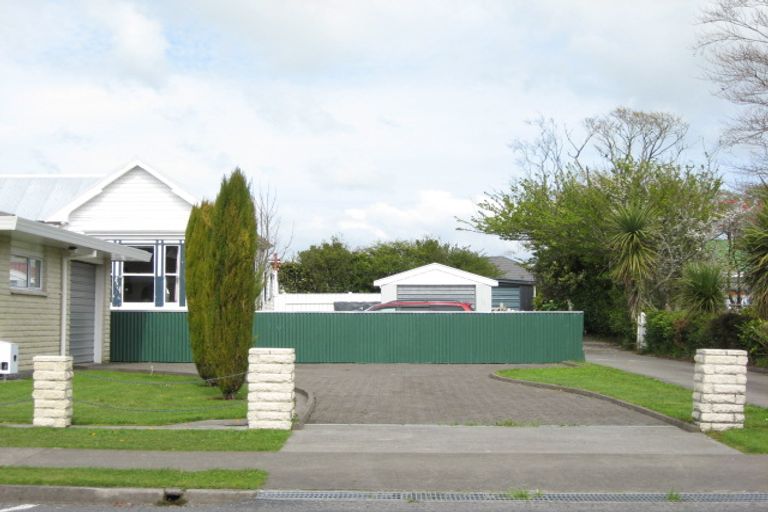 Photo of property in 77b Rata Street, Inglewood, 4330