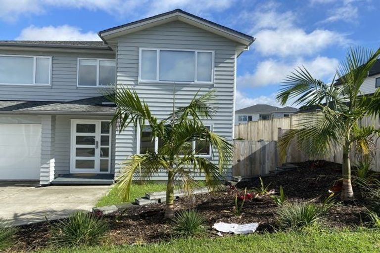 Photo of property in 36 Harvest Avenue, Orewa, 0931