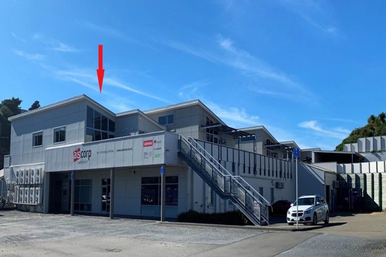 Photo of property in 1/9 Broderick Road, Johnsonville, Wellington, 6037