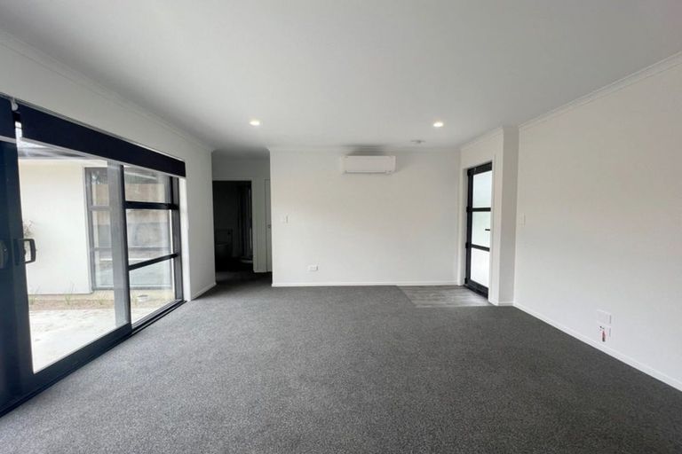 Photo of property in 73u2 Cullimore Street, Pukete, Hamilton, 3200