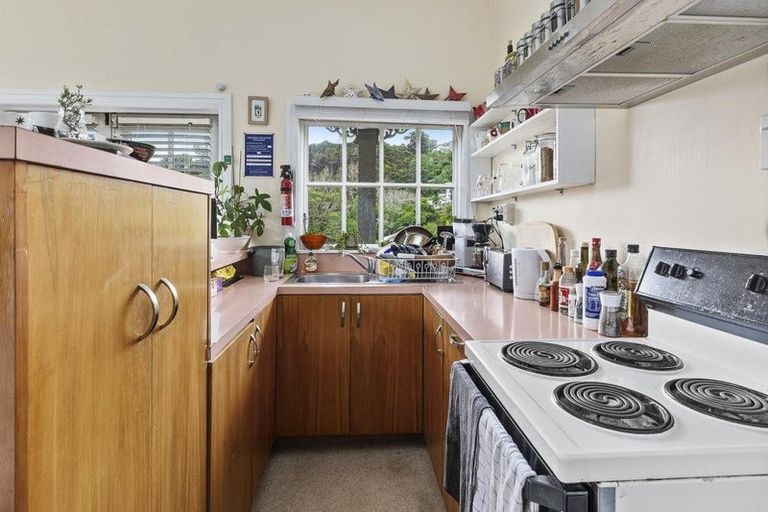 Photo of property in 2 Caprera Street, Melrose, Wellington, 6023