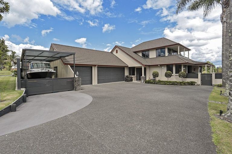 Photo of property in 35 Honeysuckle Lane, Ohauiti, Tauranga, 3112