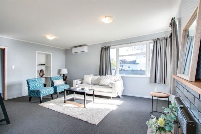 Photo of property in 44 Meeanee Road, Taradale, Napier, 4112