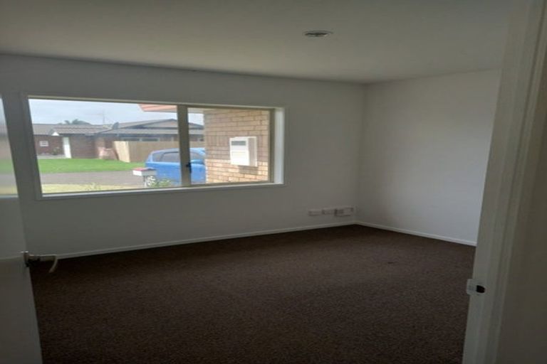 Photo of property in 1/15 O'sullivan Place, Waiuku, 2123
