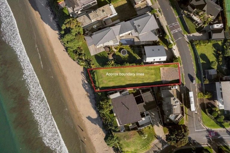 Photo of property in 4a Marellen Drive, Red Beach, 0932