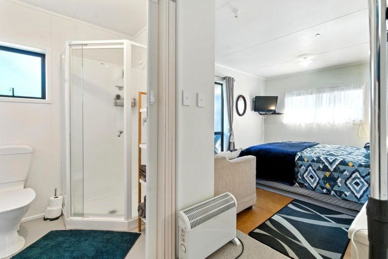 Photo of property in 266b Seaforth Road, Waihi Beach, 3611