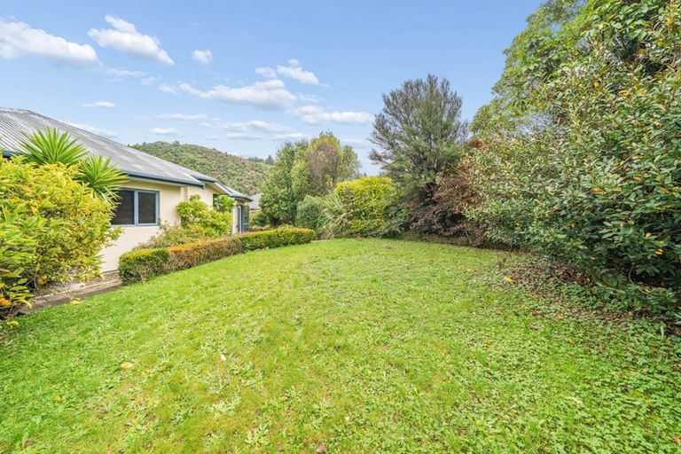 Photo of property in 34 Birkinshaw Grove, Riverstone Terraces, Upper Hutt, 5018