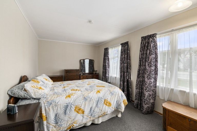 Photo of property in 9 Duke Street, Levin, 5510