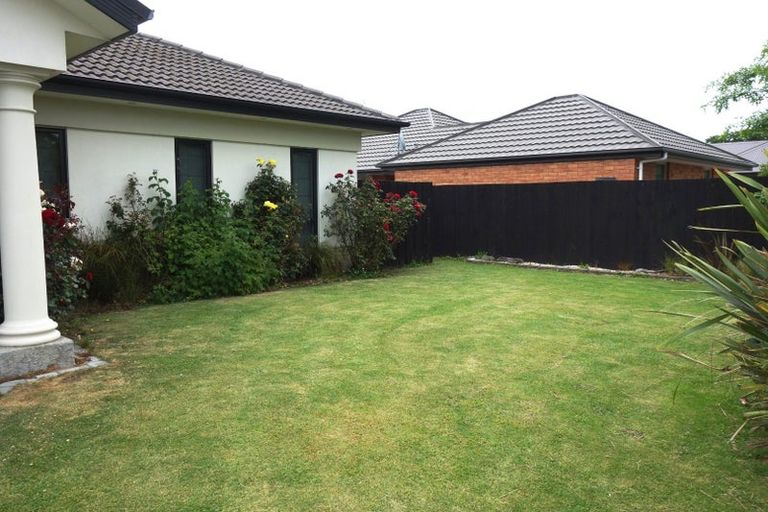Photo of property in 17 Cairnbrae Drive, Prebbleton, 7604