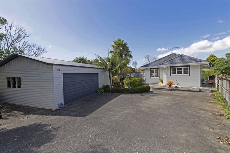 Photo of property in 57 Nui Mana Place, Te Atatu South, Auckland, 0610