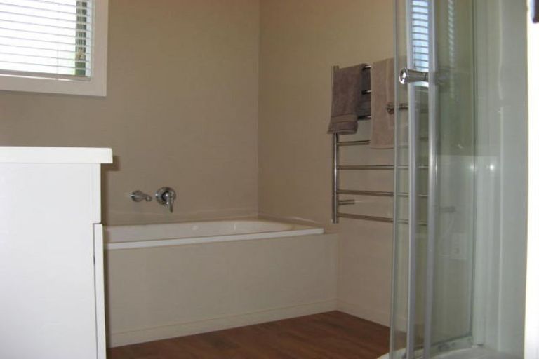 Photo of property in 64 Omahau Crescent, Twizel, 7901