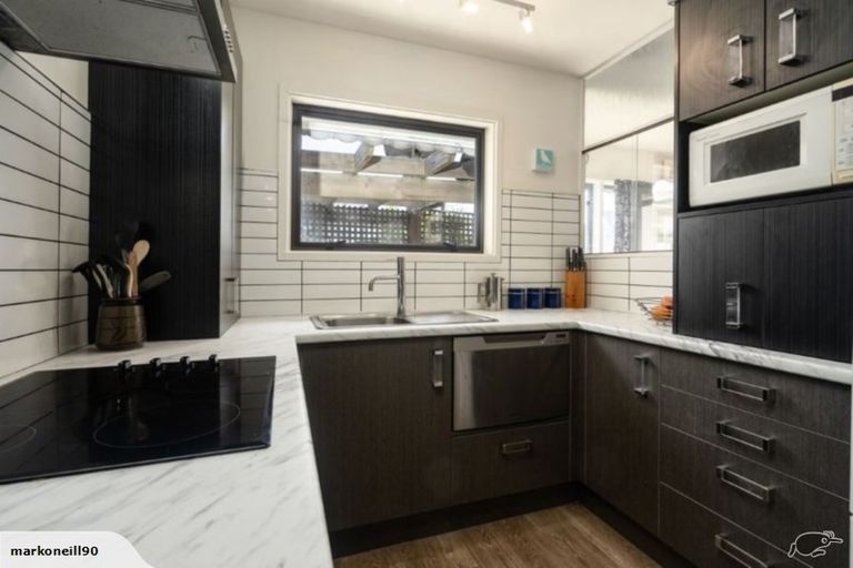 Photo of property in 524 Marine Parade, South New Brighton, Christchurch, 8062