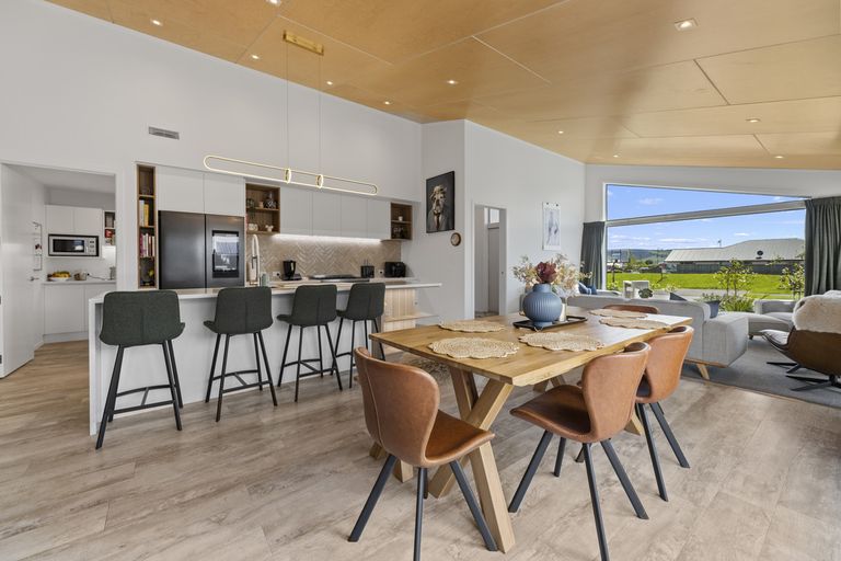 Photo of property in 28 Armadale Street, Mosgiel, 9024