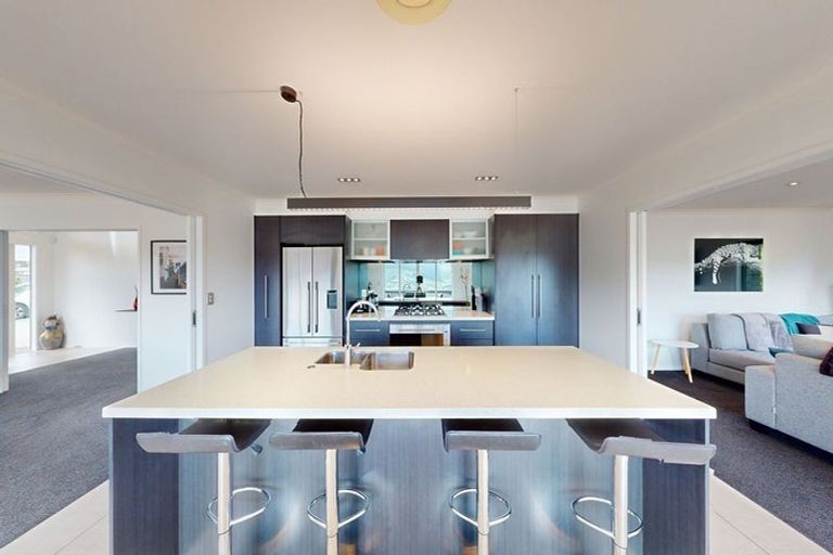 Photo of property in 26 Kilkelly Close, Tawa, Wellington, 5028