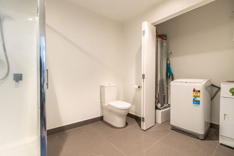 Photo of property in 34a Lake Street, Cambridge, 3434