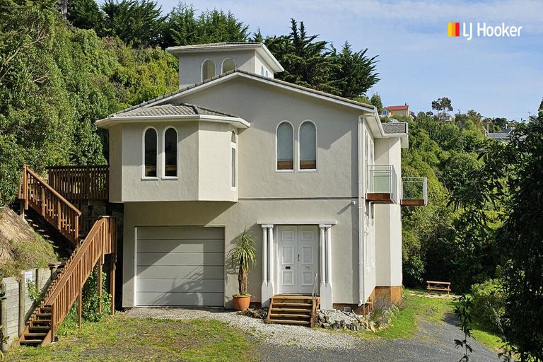 Photo of property in 142 Ravenswood Road, Saint Clair, Dunedin, 9012