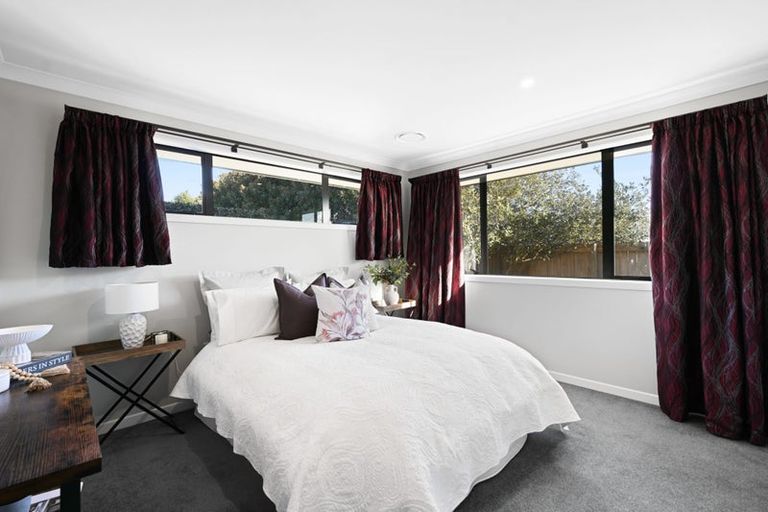 Photo of property in 6 Compton Grove, Huntington, Hamilton, 3210