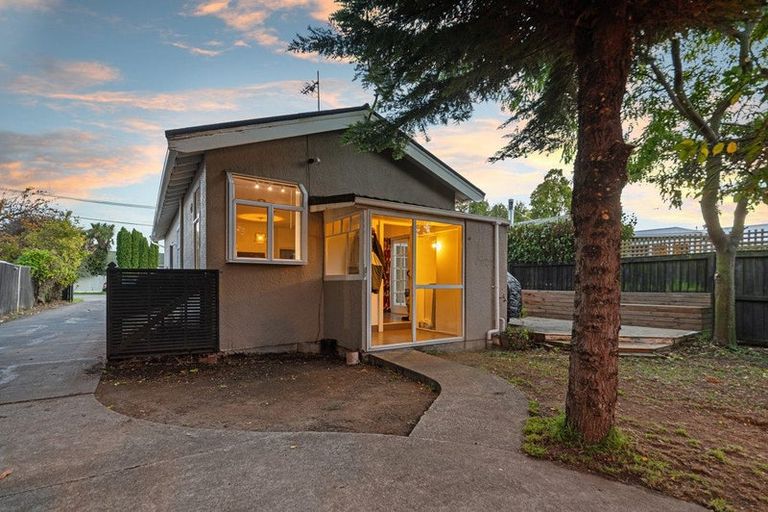 Photo of property in 6 Lionel Street, Avonside, Christchurch, 8061