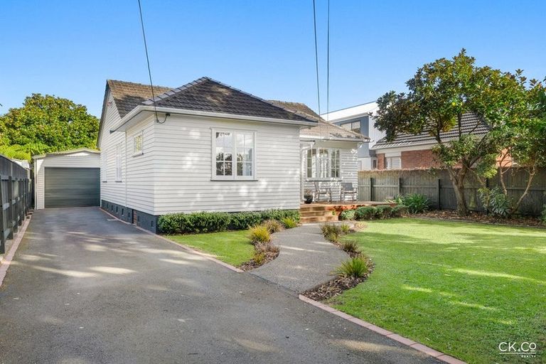 Photo of property in 26 Thornycroft Avenue, Epuni, Lower Hutt, 5011