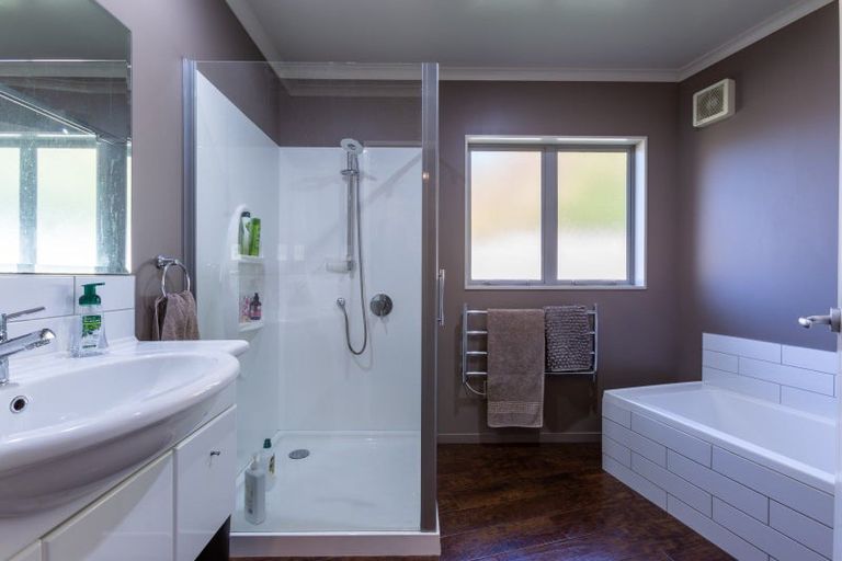 Photo of property in 132 Guy Street, Dannevirke, 4930