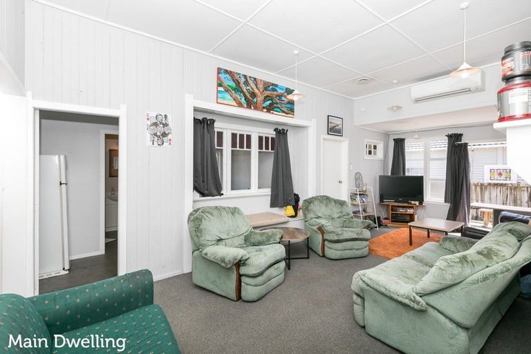 Photo of property in 209 Galloway Street, Hamilton East, Hamilton, 3216